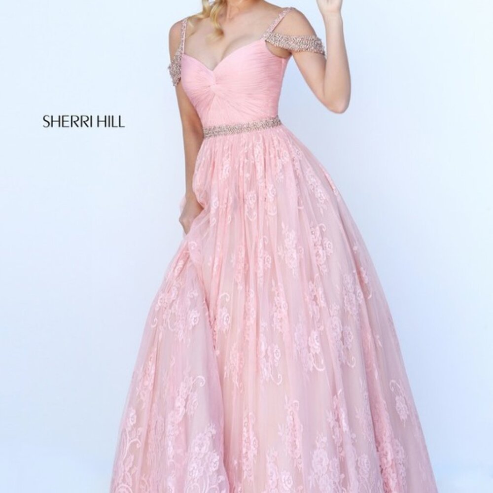 SHERRI HILL 50585 BLUSH  size 2